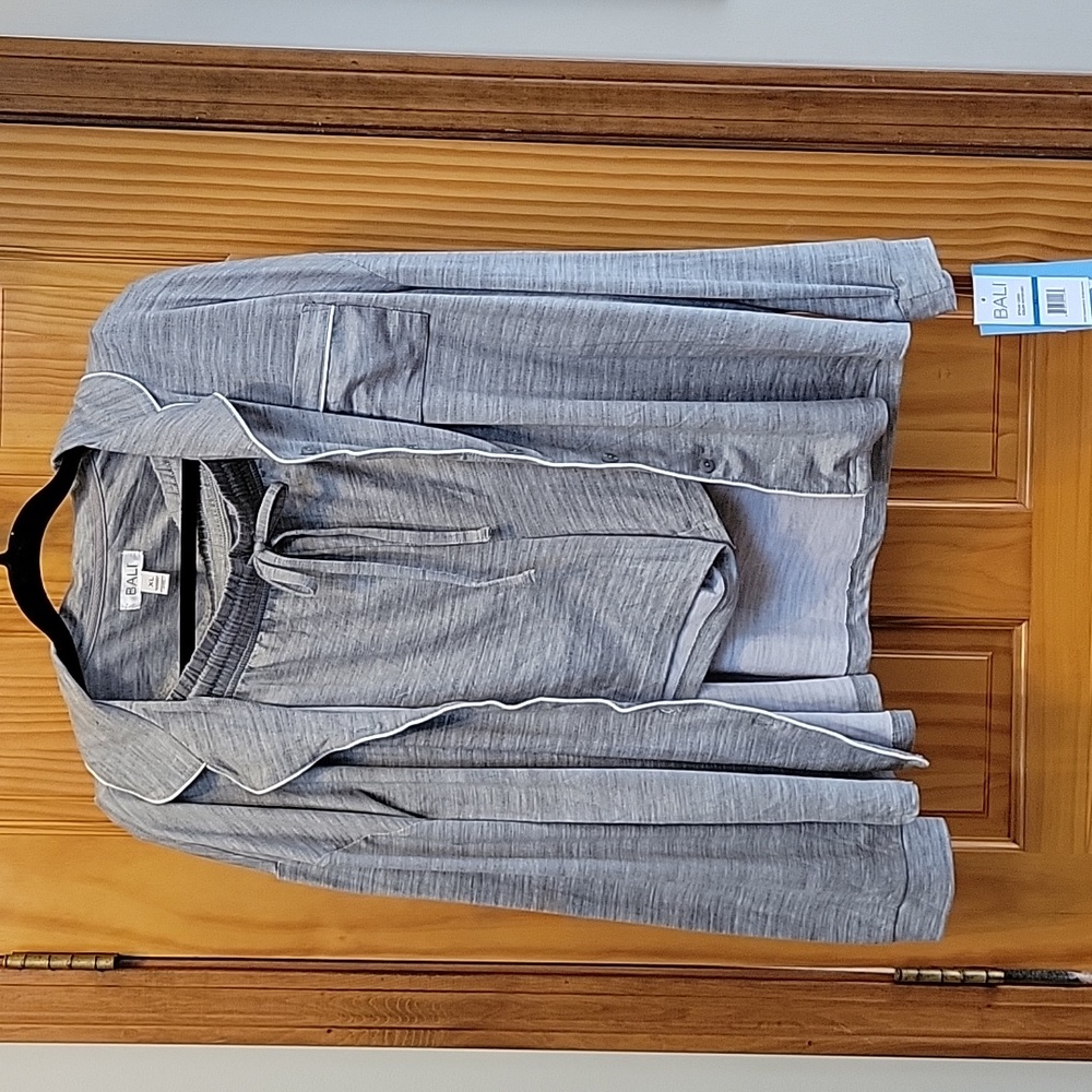 Bali pajama set NWT